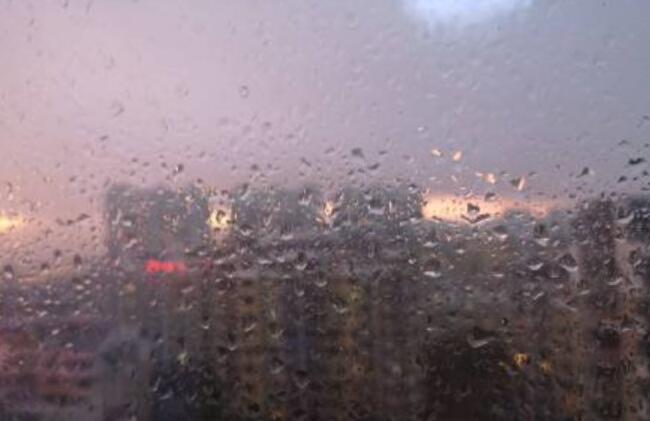 黄淮四川等地有暴雨和强对流 内蒙古新疆等地高温最高达40℃以上