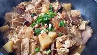 腊肉炖粉条的做法步骤19