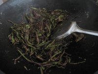 五花肉炒蕨菜的做法步骤9
