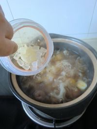 桂圆山药银耳汤的做法步骤8