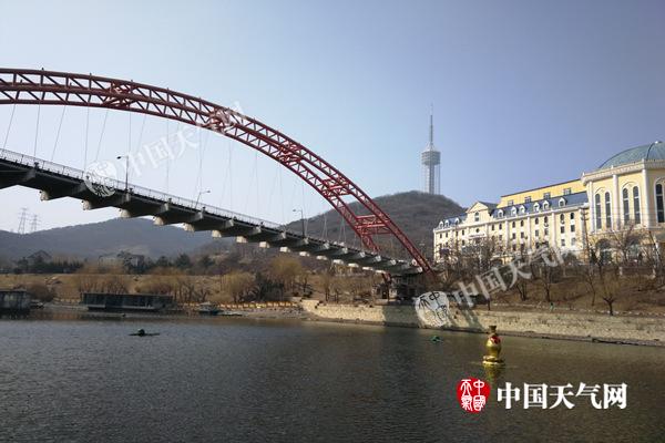 辽宁气温连创新高暖如4月中旬 周三雨雪来袭