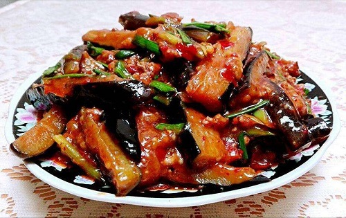 鱼香茄子怎么做好吃 鱼香茄子的正宗经典做法