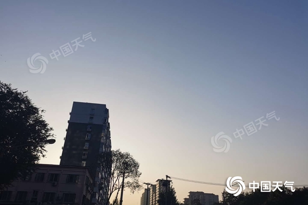 今天北京晴晒最高气温33℃ 明天较强降水来袭夜间或有暴雨