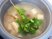 牛蒡淮山排骨汤的做法步骤8