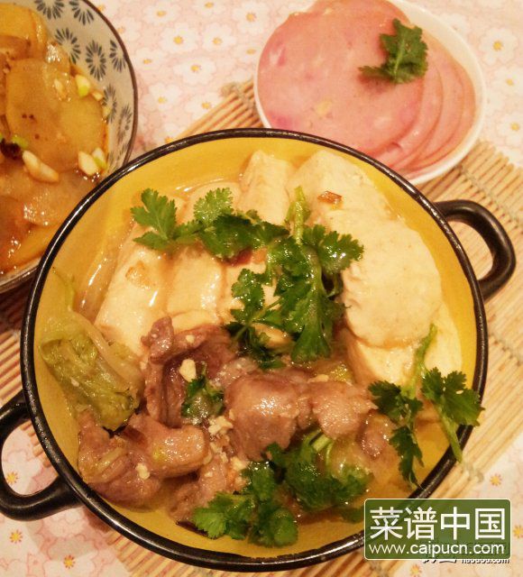 白菜五花肉炖豆腐