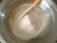 抹茶慕斯蛋糕的做法步骤6