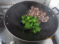 青椒炒鸡肫的做法步骤7