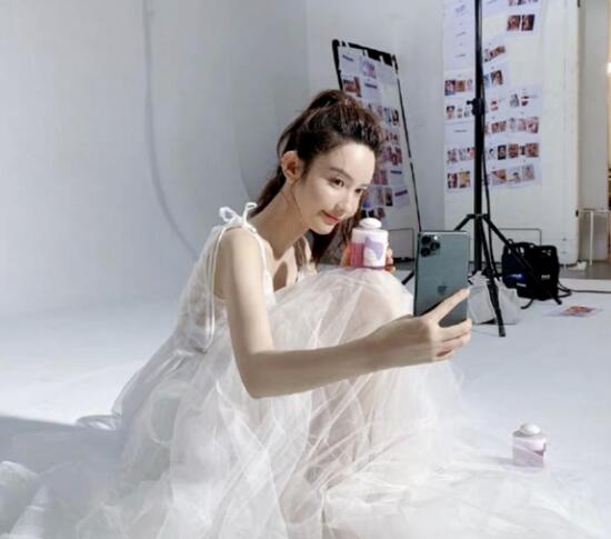 张大奕晒婚纱照是怎么回事 张大奕晒婚纱照是要结婚了吗