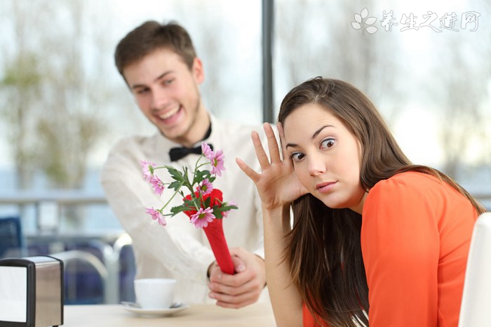 如何快速摆脱单身生活