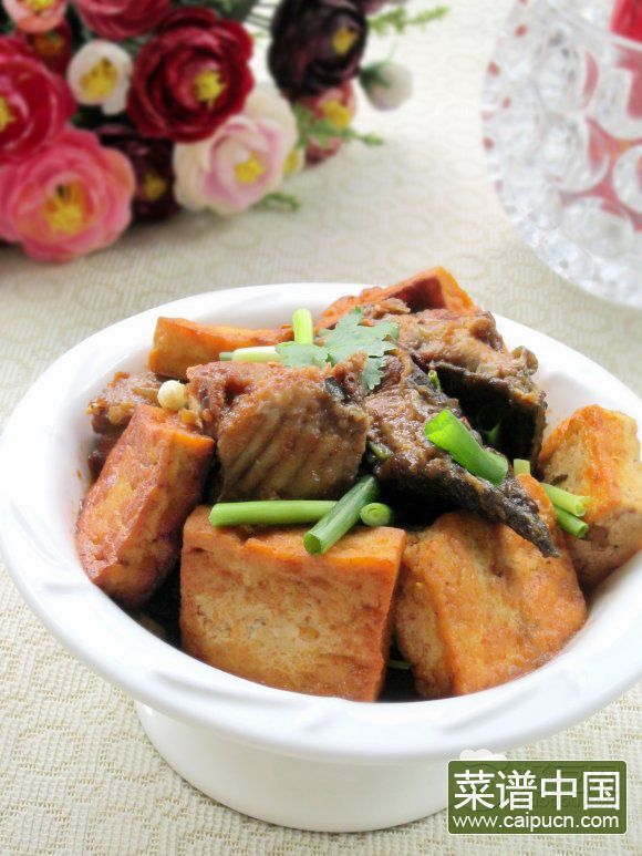鲶鱼焖豆腐