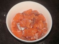 三文鱼炒饭的做法步骤2