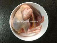 天麻核桃枸杞鸡汤的做法步骤1