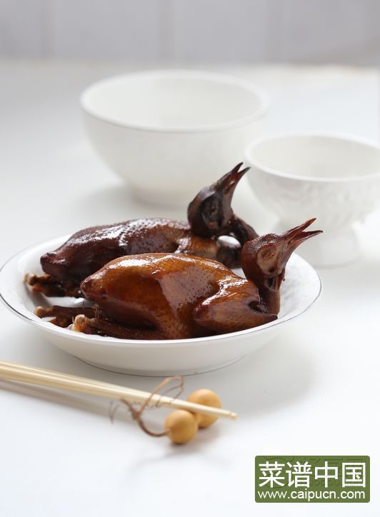 桂花熏乳鸽