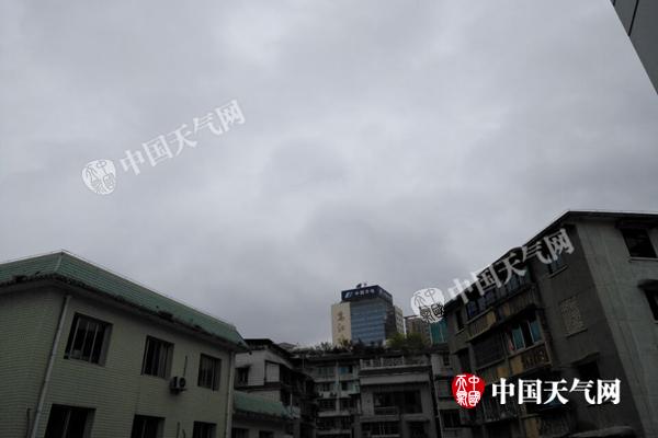 贵州发布寒潮蓝色预警迎最冷周末 贵阳气温将再创新低