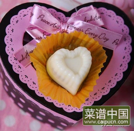 温暖甜蜜—DIY杏仁巧克力