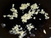 蒜炒拍黄瓜的做法步骤5