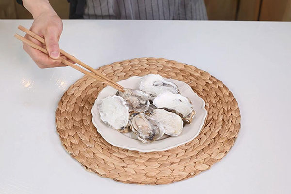 蒜蓉生蚝的做法 蒜蓉生蚝怎么做