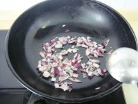牛肉丁炒年糕的做法步骤9