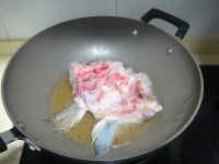 豆花酸菜鱼头汤的做法步骤11
