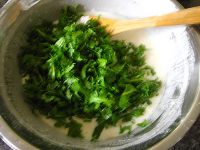 清新的荠菜煎饼的做法步骤7