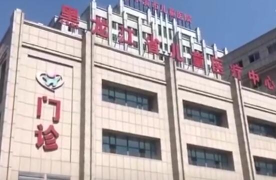 遭虐打女童已能喝营养液是怎么回事 黑龙江遭虐打女童苏醒了吗
