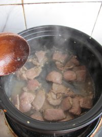 海带牛肉汤的做法步骤7