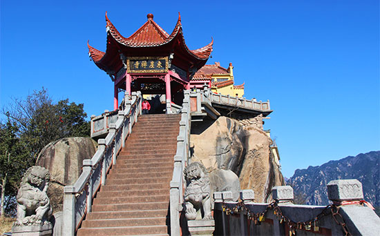 九华山在哪里 九华山在安徽吗
