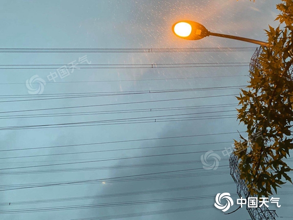 冷空气“激发”暴雨！北京最强降雨时段来了 明天凌晨至早上减弱结束