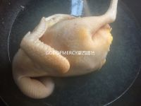 天麻核桃枸杞鸡汤的做法步骤5