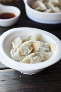 荠菜三鲜大馄饨的做法步骤6