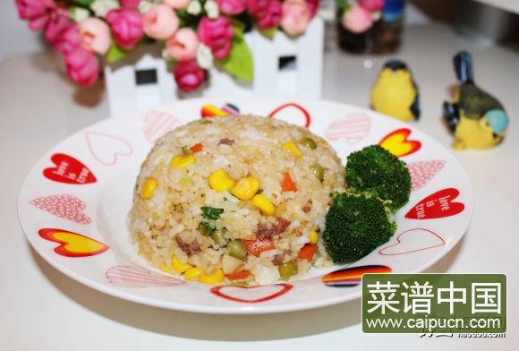牛肉蔬菜粒炒饭