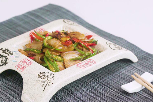 农家小炒肉怎么炒 农家小炒肉正宗的做法