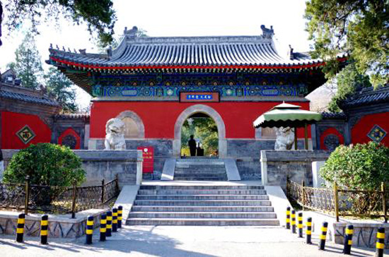 北京著名寺庙有哪些 北京十大寺庙盘点