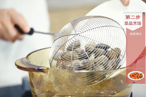 西红柿鲜蛤汤的做法 西红柿鲜蛤汤怎么做