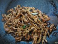 荠菜小饼卷肉丝的做法步骤9