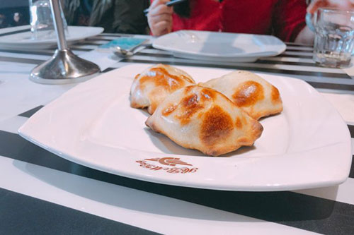 吐鲁番烤包子哪家好吃 吐鲁番好吃的烤包子推荐