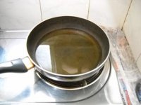 家庭版炸油条的做法步骤9