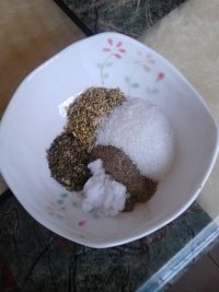 蘑菇火腿番茄披萨的做法步骤8