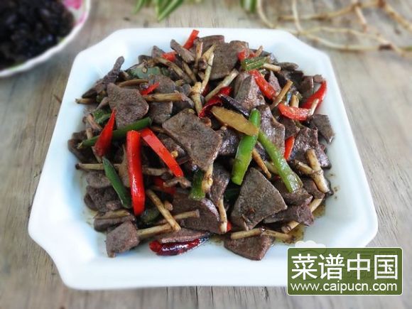 鱼腥草炒猪肝