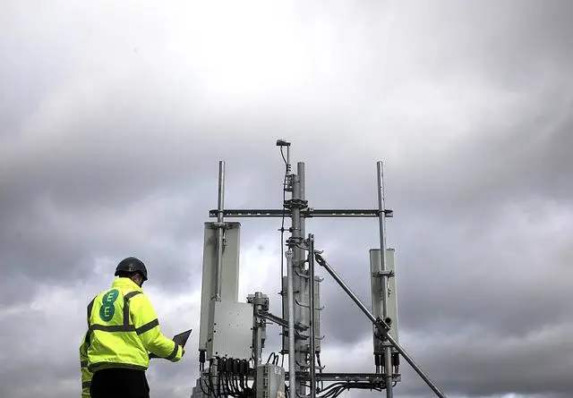 英国5G基站遭纵火