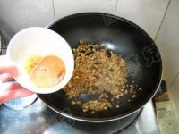 双菇烤肉豆渣煎包的做法步骤7