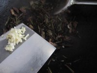 五花肉炒蕨菜的做法步骤11