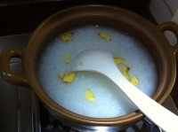 皮蛋瘦肉粥的做法步骤6