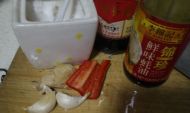 怪味豆腐泡的做法步骤1