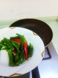 双味肉饼小炒的做法步骤2