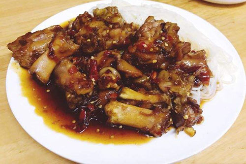 青岛特色猪蹄小吃有哪些 青岛好吃的猪蹄小吃在哪