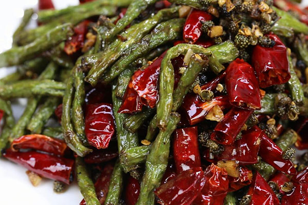 干煸豇豆怎么做 如何炒干煸豇豆