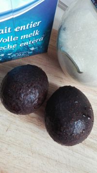 【手工美食】牛油果布丁的做法步骤1