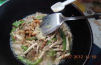 平菇炒肉的做法步骤19