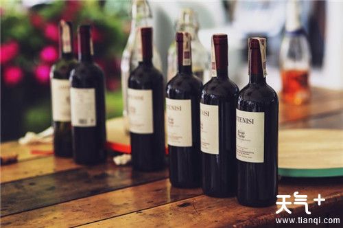 夏季葡萄酒打开了能放几天?红酒开瓶后怎么保存